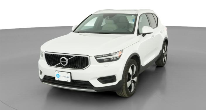 Thumbnail: 2022 Volvo XC40 - 1