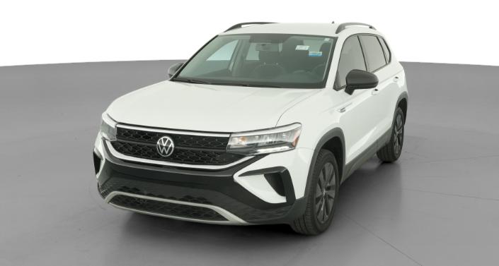 Thumbnail: 2022 Volkswagen Taos - 1