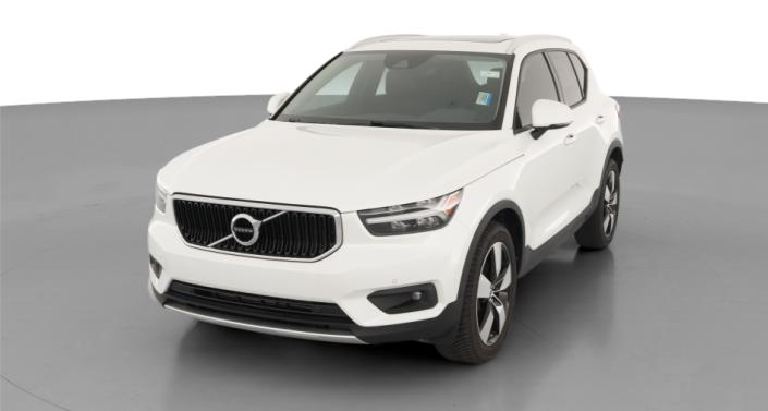 Thumbnail: 2021 Volvo XC40 - 1