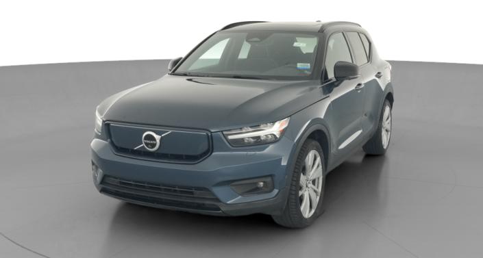 Thumbnail: 2022 Volvo XC40 - 1