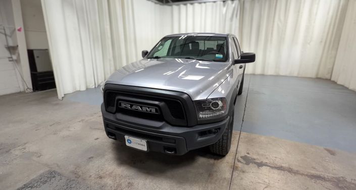 Thumbnail: 2020 RAM 1500 Classic - 1