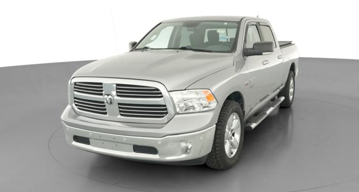 Thumbnail: 2019 RAM 1500 Classic - 1