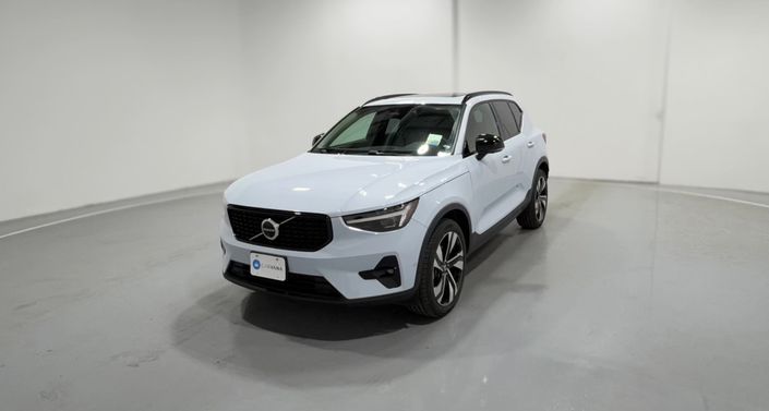 Thumbnail: 2024 Volvo XC40 - 1