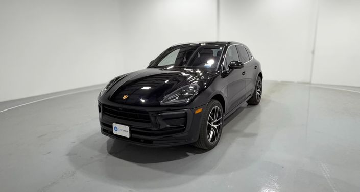 Thumbnail: 2022 Porsche Macan - 1