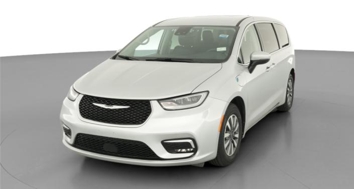 Thumbnail: 2023 Chrysler Pacifica - 1