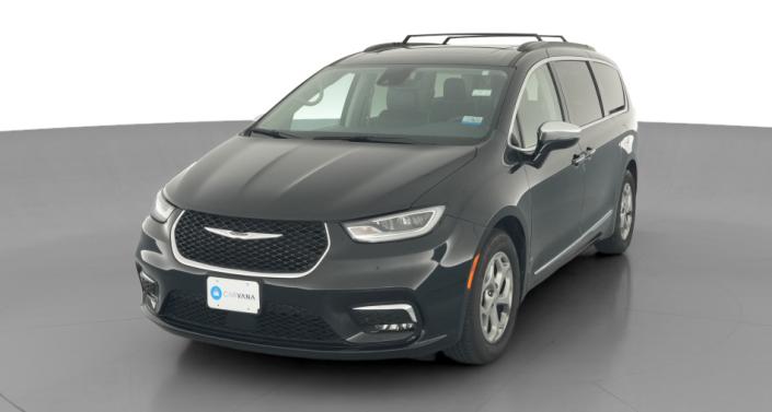 Thumbnail: 2023 Chrysler Pacifica - 1