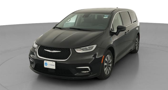 Thumbnail: 2023 Chrysler Pacifica - 1