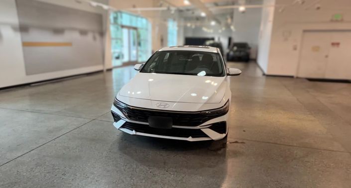 Thumbnail: 2025 Hyundai Elantra - 1
