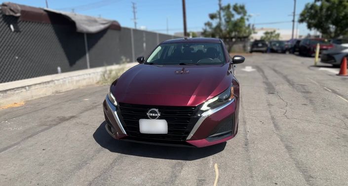 Thumbnail: 2025 Nissan Altima - 1
