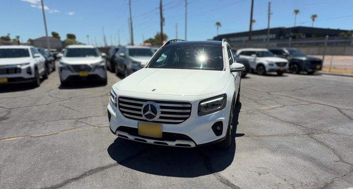 Thumbnail: 2025 Mercedes-Benz GLB - 1