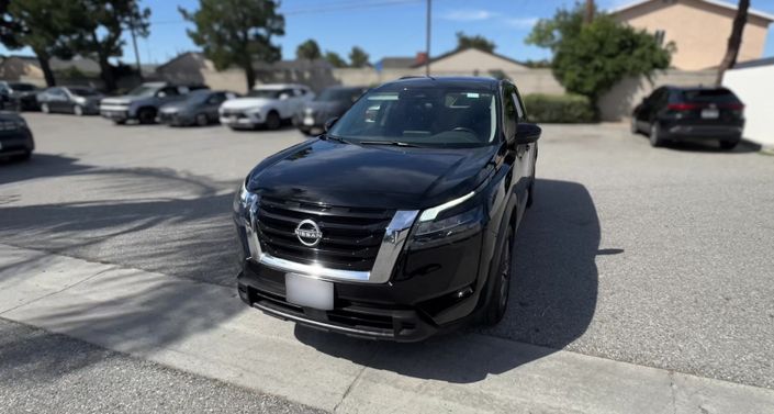 Thumbnail: 2025 Nissan Pathfinder - 1