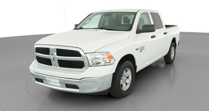 Thumbnail: 2020 RAM 1500 Classic - 1