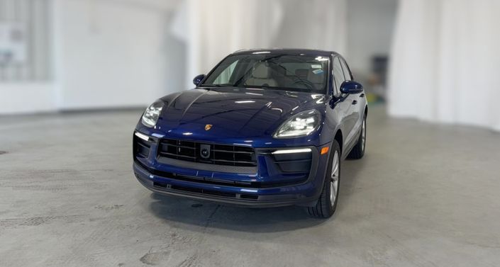 Thumbnail: 2023 Porsche Macan - 1
