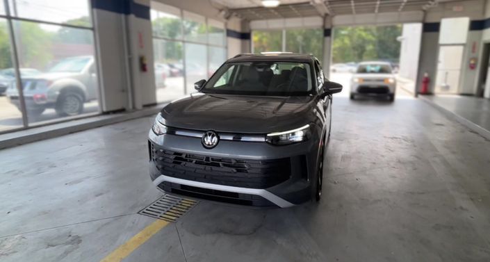 Thumbnail: 2026 Volkswagen Tiguan - 1