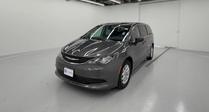 2017 Chrysler Pacifica LX -
                  Cicero, NY