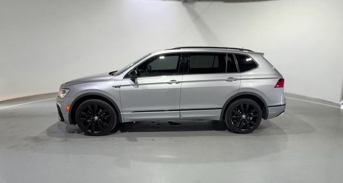 Thumbnail: 2021 Volkswagen Tiguan - 1