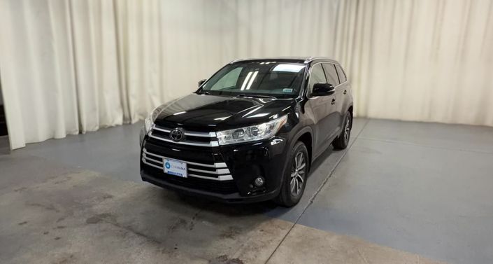 Thumbnail: 2017 Toyota Highlander - 1