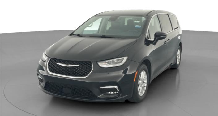 Thumbnail: 2023 Chrysler Pacifica - 1