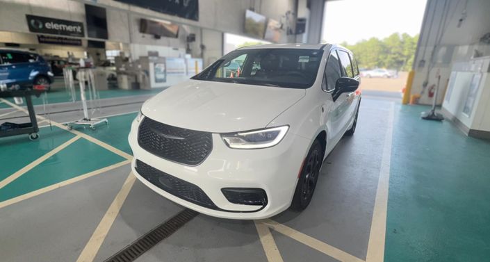 Thumbnail: 2024 Chrysler Pacifica - 1