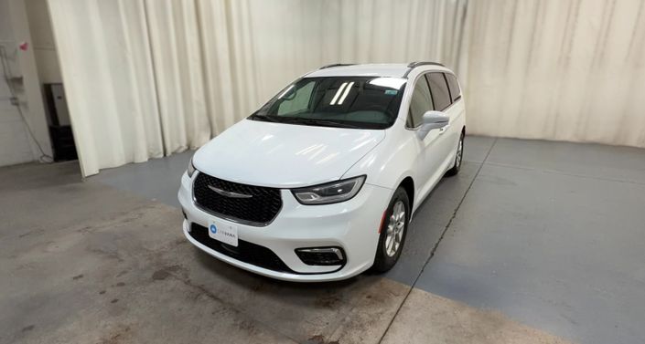 Thumbnail: 2022 Chrysler Pacifica - 1