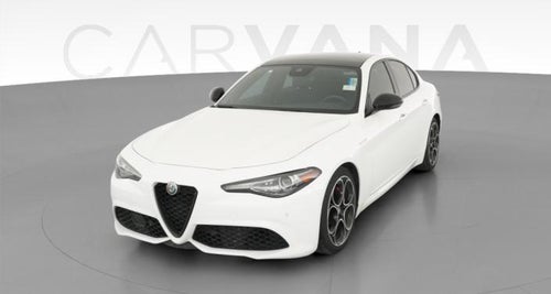 2022 Alfa Romeo Giulia