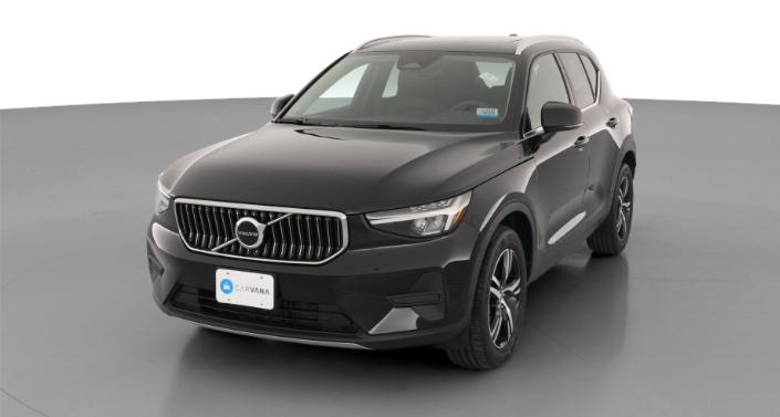 Thumbnail: 2025 Volvo XC40 - 1