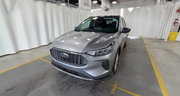 Thumbnail: 2023 Ford Escape - 1