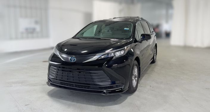 Thumbnail: 2025 Toyota Sienna - 1