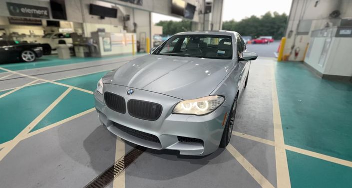 Thumbnail: 2013 BMW M5 - 1