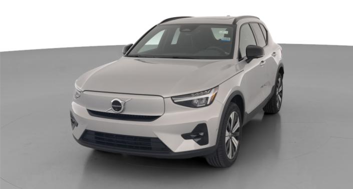 Thumbnail: 2023 Volvo XC40 - 1