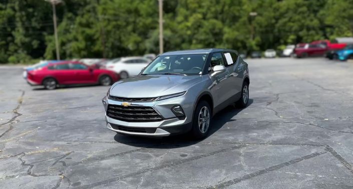 Thumbnail: 2025 Chevrolet Blazer - 1