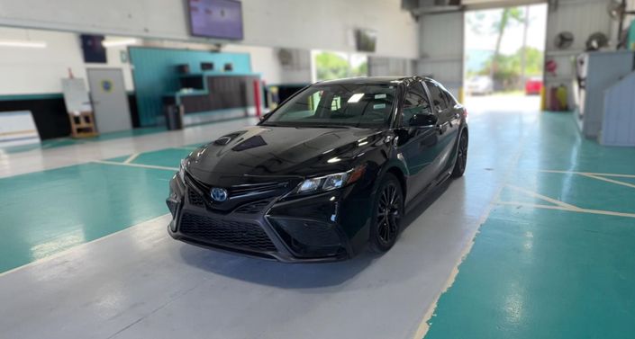 Thumbnail: 2022 Toyota Camry - 1