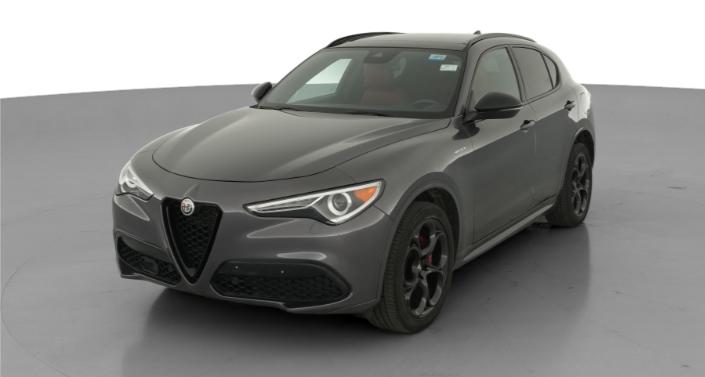 Thumbnail: 2023 Alfa Romeo Stelvio - 1