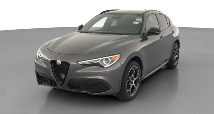 Thumbnail: 2022 Alfa Romeo Stelvio - 1