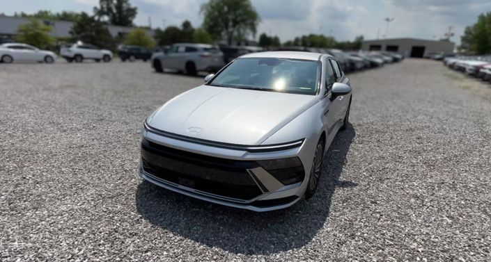 Thumbnail: 2025 Hyundai Sonata - 1