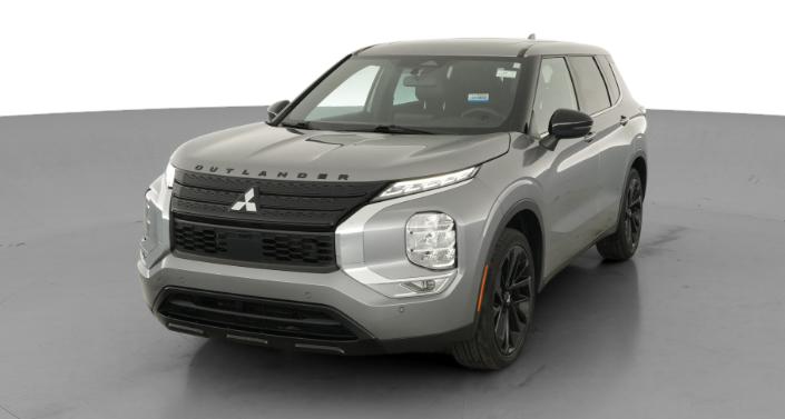 Thumbnail: 2022 Mitsubishi Outlander - 1