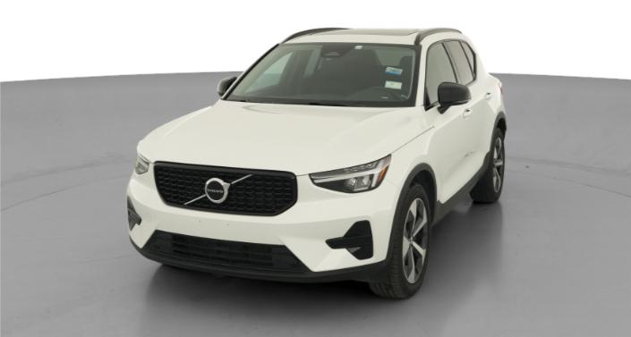 Thumbnail: 2024 Volvo XC40 - 1