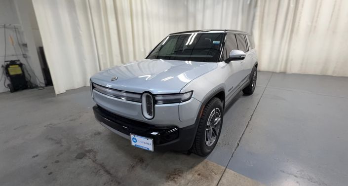 2025 Rivian R1S  -
                  Riverside, CA