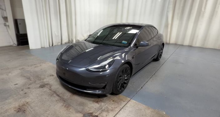 Thumbnail: 2022 Tesla Model 3 - 1