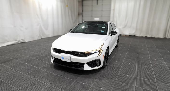 Thumbnail: 2025 Kia K5 - 1