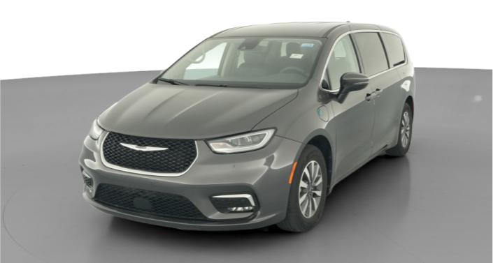 Thumbnail: 2023 Chrysler Pacifica - 1