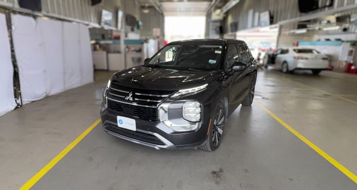 Thumbnail: 2025 Mitsubishi Outlander - 1