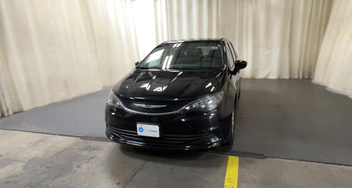 Thumbnail: 2017 Chrysler Pacifica - 1