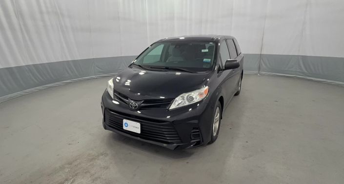 Thumbnail: 2019 Toyota Sienna - 1