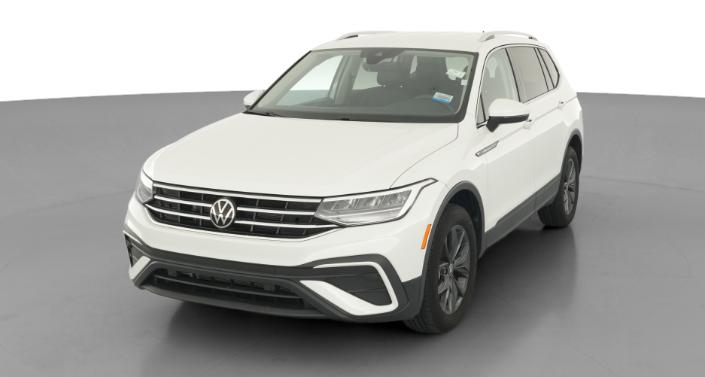 Thumbnail: 2023 Volkswagen Tiguan - 1