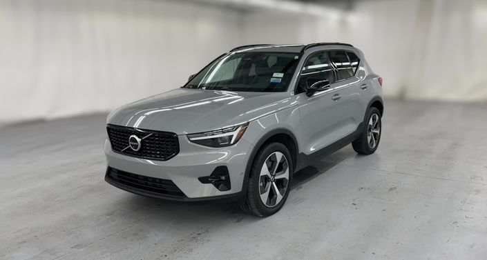 Thumbnail: 2026 Volvo XC40 - 1