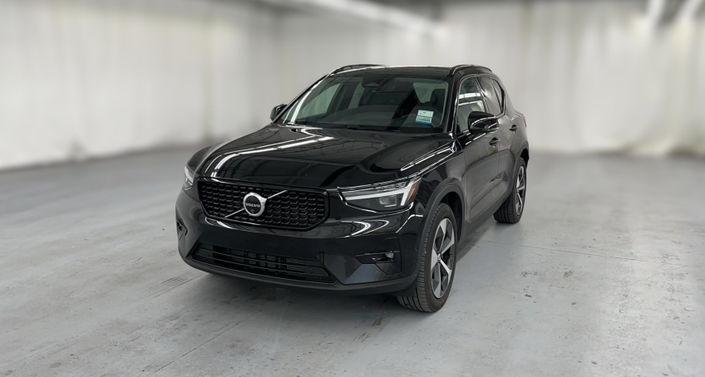 Thumbnail: 2026 Volvo XC40 - 1