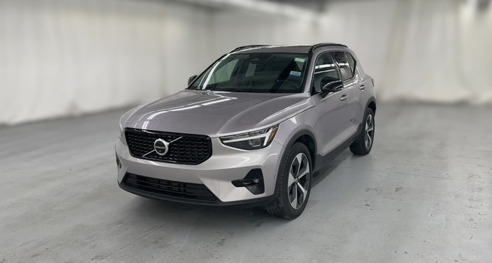 Thumbnail: 2026 Volvo XC40 - 1
