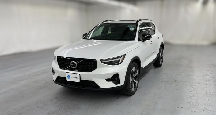 Thumbnail: 2026 Volvo XC40 - 1