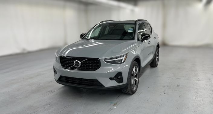Thumbnail: 2026 Volvo XC40 - 1